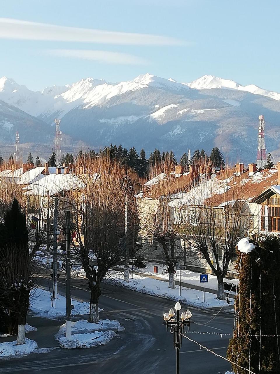 Hotel Holiday Victoria Виктория Экстерьер фото